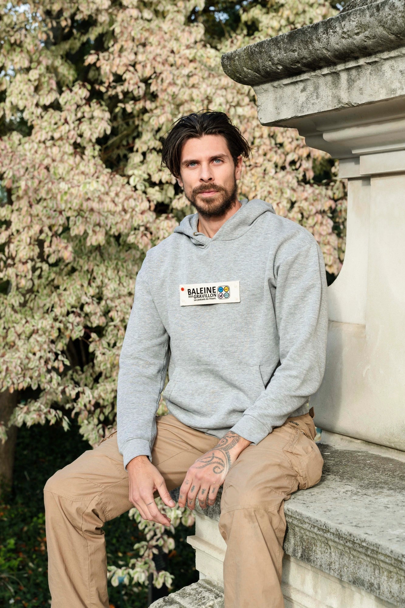 Pull revalorisé + écusson [BSG / Vivant]